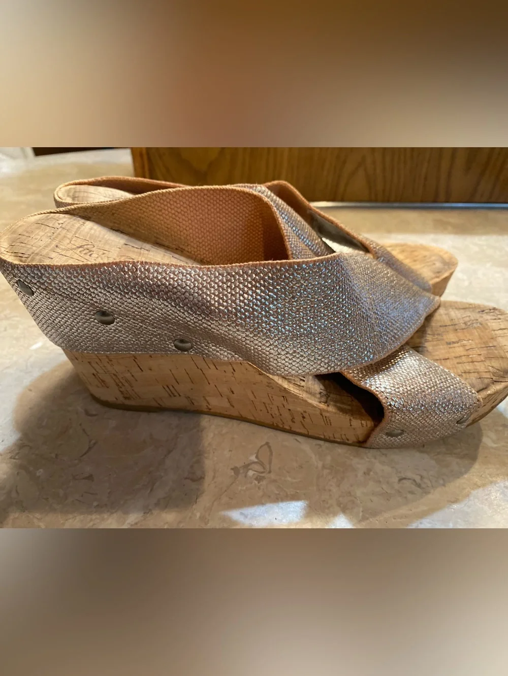 Lucky Brand Metallic Rose Gold Crossband Wedge Sandals